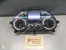 Piese de schimb vehicule de mare tonaj DAF Instrumentenpaneel CF second-hand