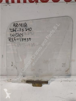 Ricambio per autocarri DAF Vitre latérale LUNA PUERTA DELANTERO IZQUIERDA pour camion 75 FAV 75.240 usato