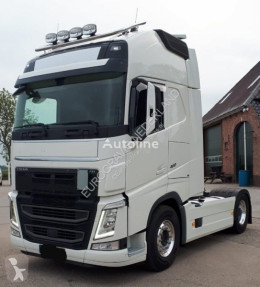 Pièces détachées PL Volvo Revêtement Dakbeugel XL- Glob 000017 pour tracteur routier FH4 neuf neuve