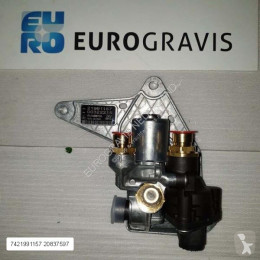 Części zamienne do pojazdów ciężarowych Volvo Soupape pneumatique BRAKE VALVE pour tracteur routier RVI neuve nowe