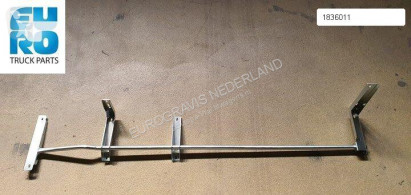 Repuestos para camiones DAF Fixations BEVESTIGINGSFRAME SPATBORD RECHTERZIJDE pour tracteur routier nuevo