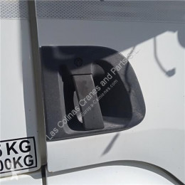 Repuestos para camiones Renault Premium Poignée de porte pour camion 2 Route 380.18 cabina / Carrocería piezas de carrocería usado