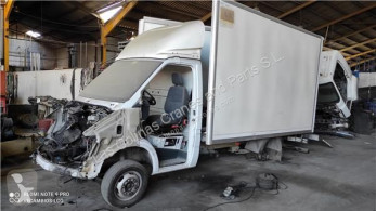 Pièces détachées PL Fusée d'essieu pour camion MERCEDES-BENZ SPRINTER 4,6-t Furgón (906) 413 CDI occasion