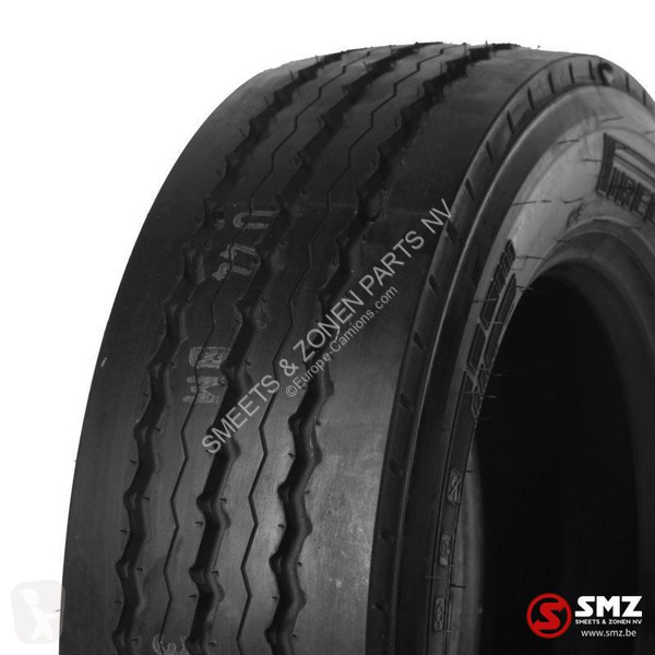 Reservdelar lastbilar Pirelli Band 245/70r17.5...