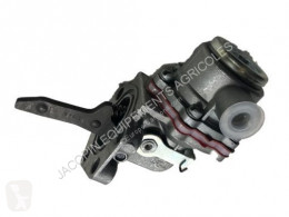 Repuestos Repuestos tractor Massey Ferguson Pièces détachées Pompe alimentation moteur V836667405 pour tracteur à roues 8100