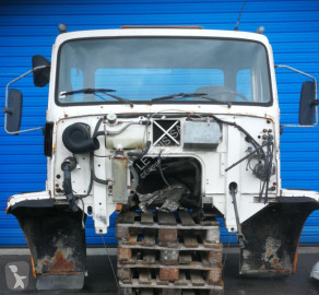 Volvo B12 CABINE N12 ET CAPOT