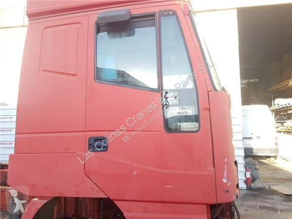 قطع غيار الآليات الثقيلة Iveco Porte Puerta...