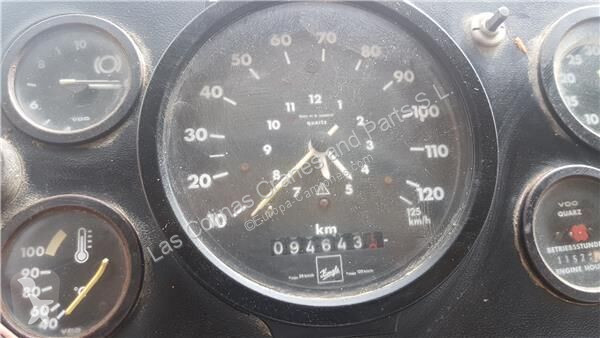 Reservdelar lastbilar Iveco Tableau de bord...
