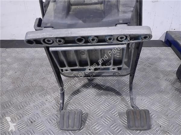 Reservdelar lastbilar Iveco Pédale d'embrayage...