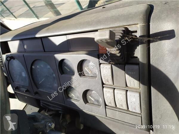 Reservdelar lastbilar Iveco Tableau de bord...