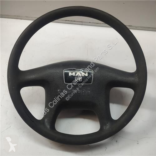 Reservdelar lastbilar MAN Volant pour tracteur...