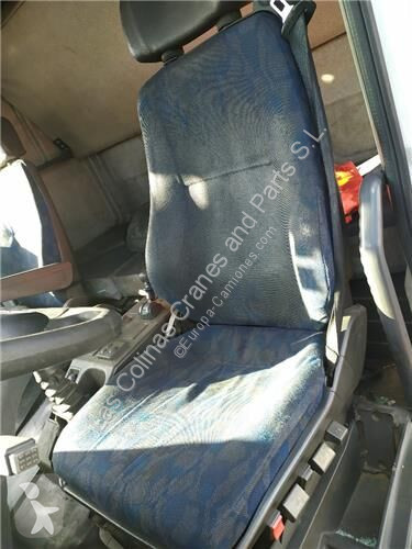 Reservdelar lastbilar Iveco Siège pour tracteur...