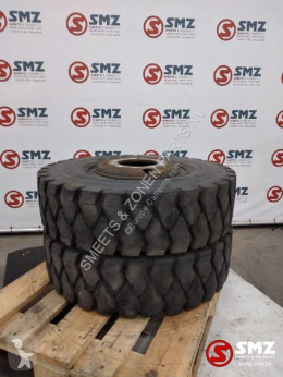 Däck Bridgestone