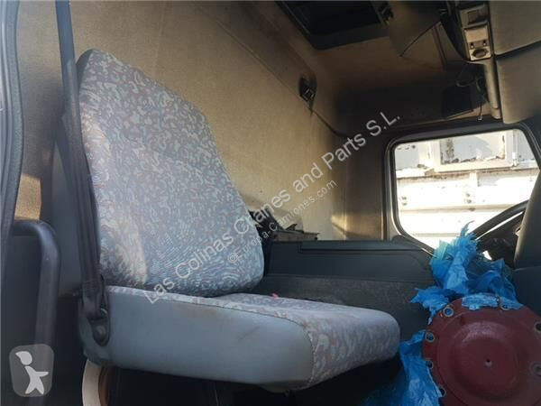 Náhradní díly pro kamiony Renault Siège Asiento...