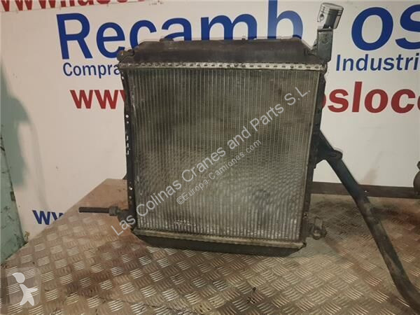 Pièces poids lourds Nissan Radiateur de...
