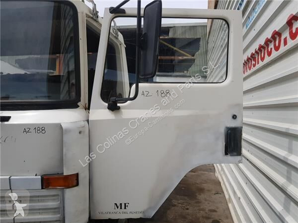 Pièces poids lourds Nissan Porte Puerta...