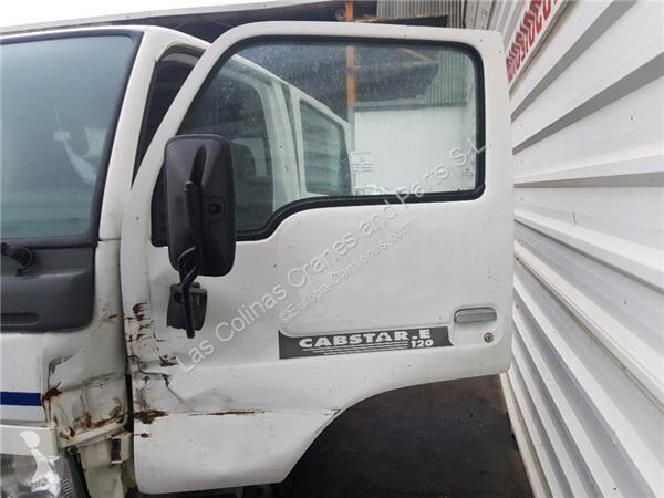 Vrachtwagenonderdelen Nissan Porte Puerta...