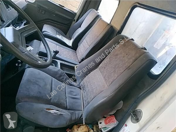 Náhradní díly pro kamiony Nissan Siège Asiento...