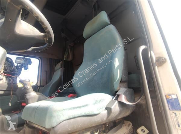 Reservdelar lastbilar Volvo Siège pour tracteur...