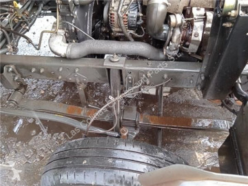 Ressort à lames Nissan
