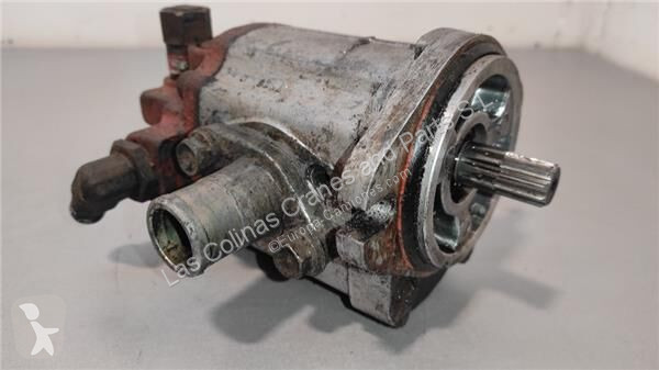 Pièces poids lourds Nissan Pompe hydraulique...