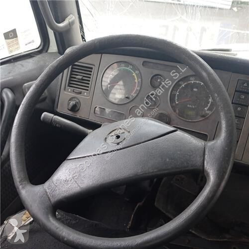 Náhradní díly pro kamiony Nissan Volante...
