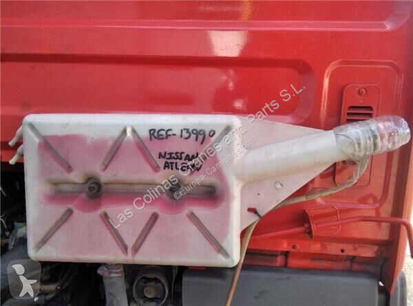Pièces poids lourds Nissan Réservoir...