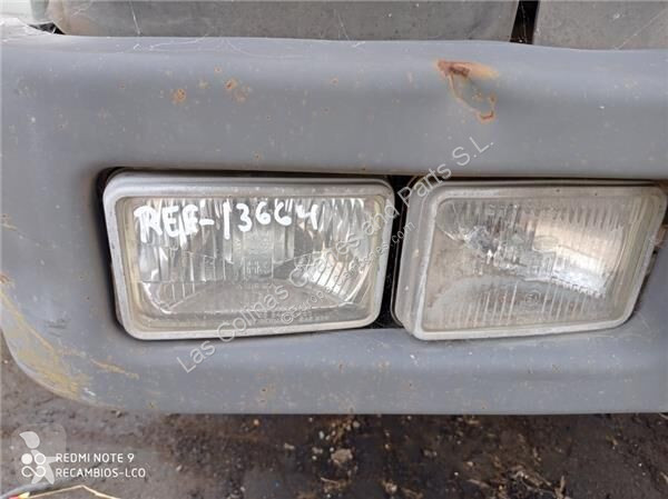 Pièces poids lourds Nissan Phare Faro Delantero...