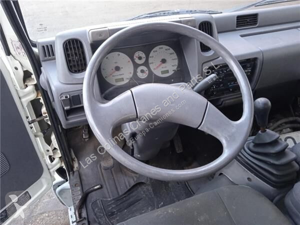 Reservedele til lastbil Nissan Volant pour...