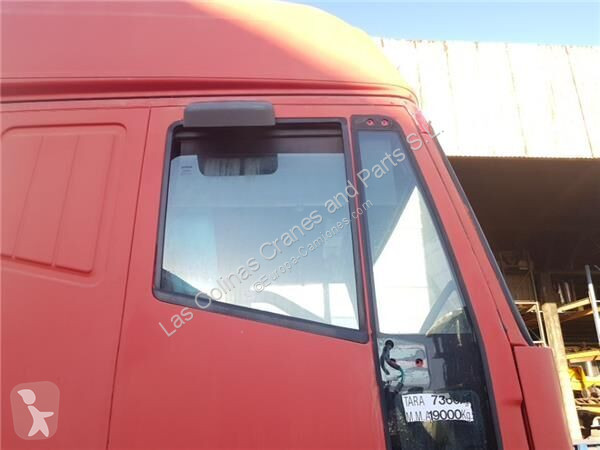 Pièces poids lourds Iveco Vitre latérale Luna...