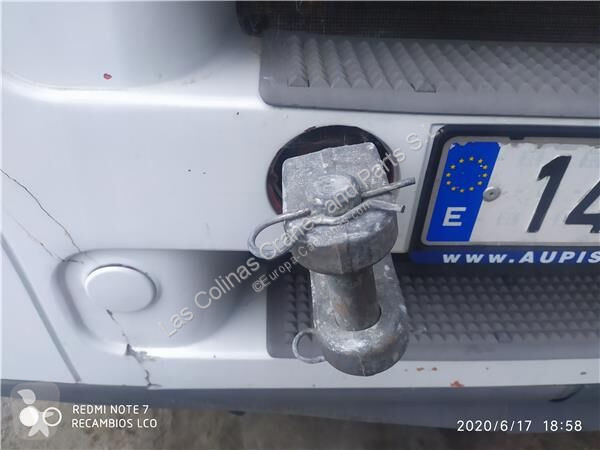 قطع غيار الآليات الثقيلة Iveco Pare-brise Luna...