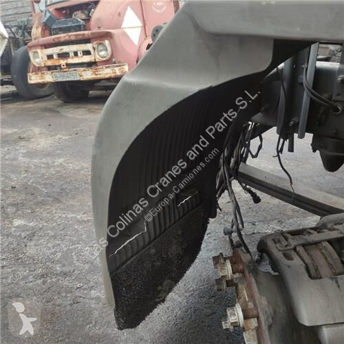 Reservdelar lastbilar Volvo Garde-boue Barra...