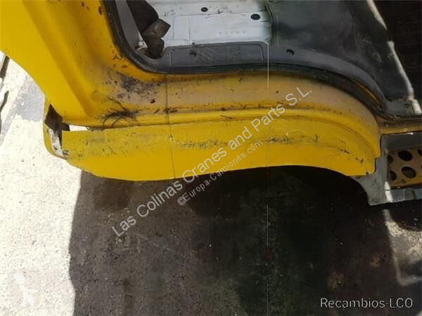 Náhradní díly pro kamiony Nissan Garde-boue...