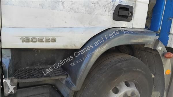 Reservdelar lastbilar Iveco Garde-boue...