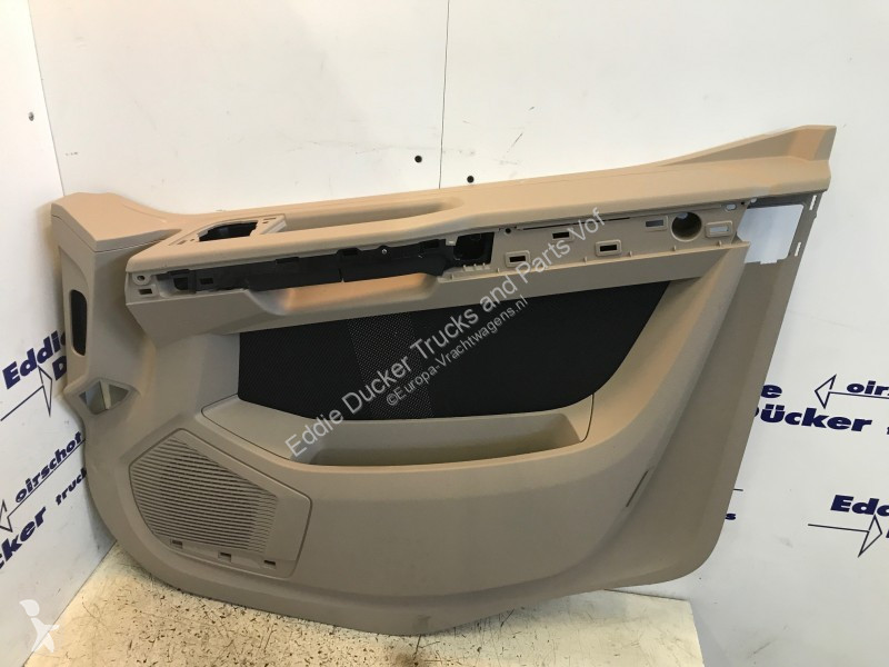 Vrachtwagenonderdelen DAF 2341132 DOORPANEL RH...