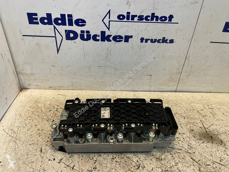 Pièces poids lourds DAF 2033483-2425027 VALVE...
