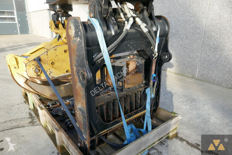 Náhradní díly pro kamiony Caterpillar 525D Grapple