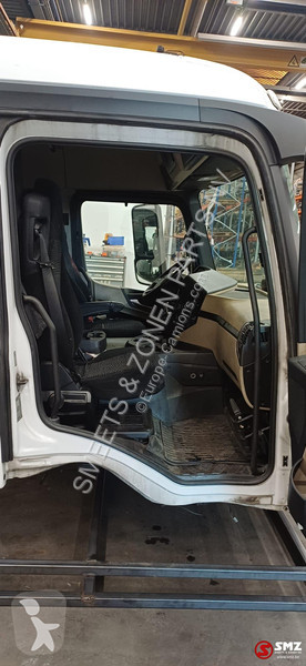 قطع غيار الآليات الثقيلة Mercedes Occ cabine...
