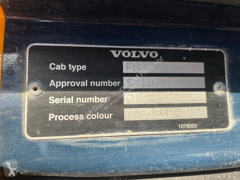 قطع غيار الآليات الثقيلة Volvo DAY CAB
