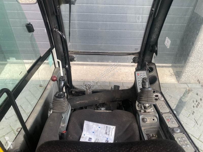 قطع غيار الآليات الثقيلة Liebherr...