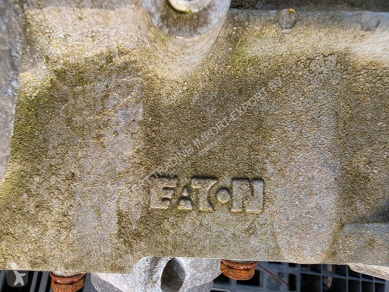 قطع غيار الآليات الثقيلة Eaton Renault