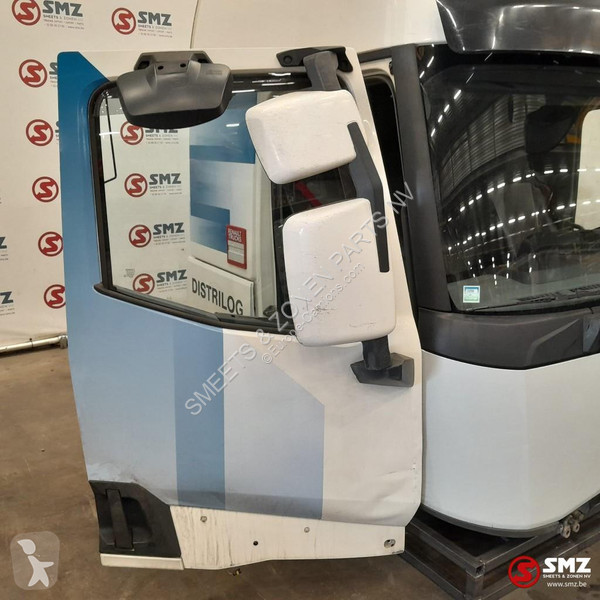 قطع غيار الآليات الثقيلة Renault Occ Cabine...