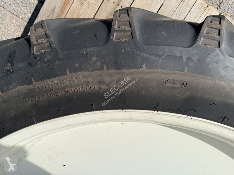 Pezzi di ricambio per mezzi pesanti BKT Set...
