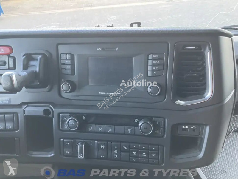 قطع غيار الآليات الثقيلة Scania
