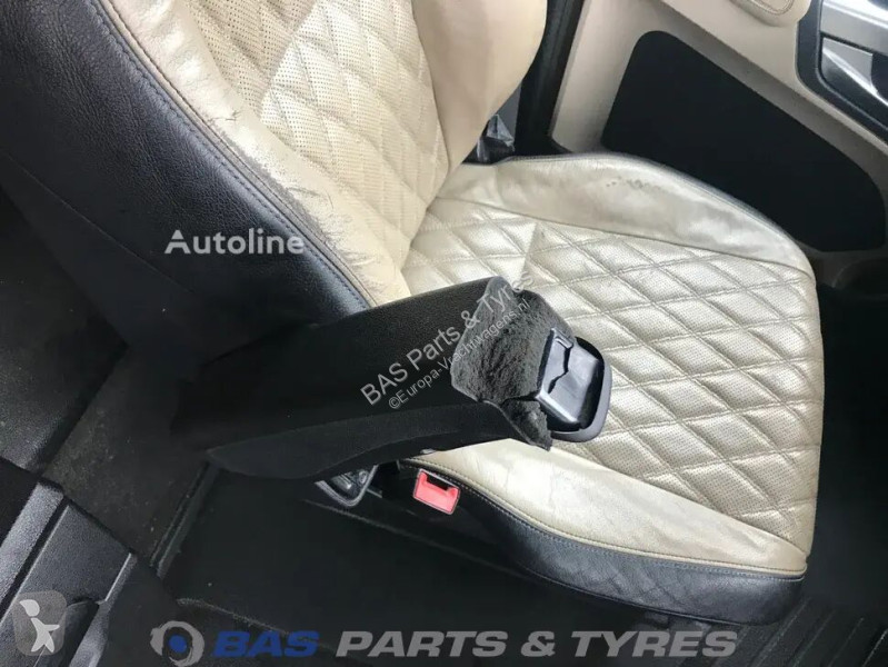 قطع غيار الآليات الثقيلة Mercedes
