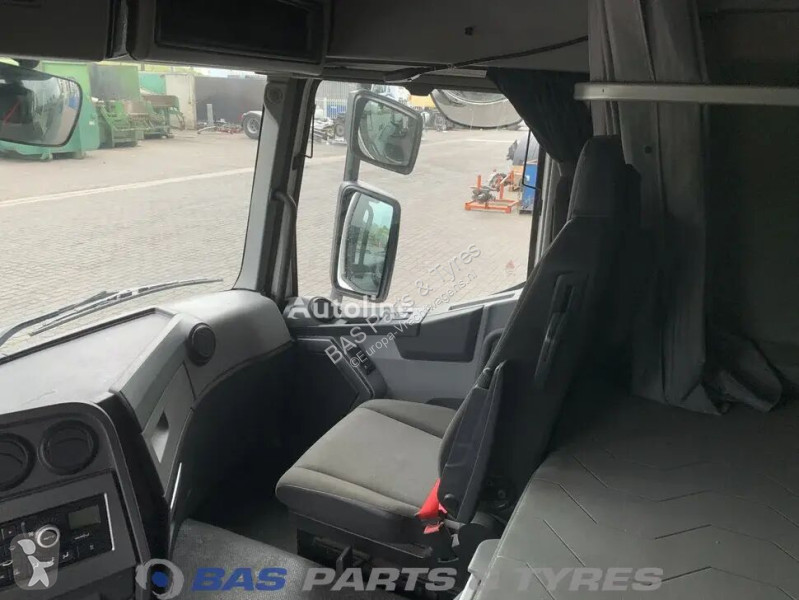قطع غيار الآليات الثقيلة Renault T-Serie...