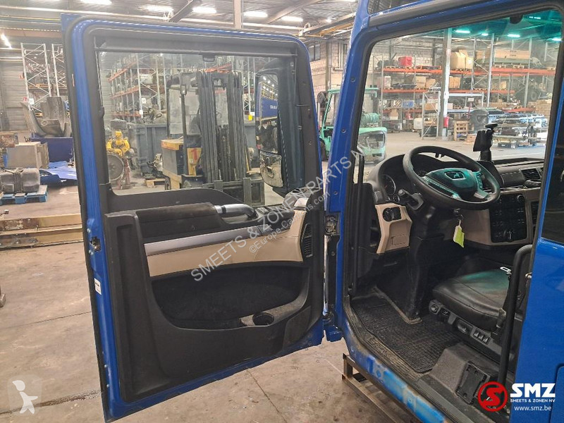 قطع غيار الآليات الثقيلة MAN Occ Cabine MAN  F99L