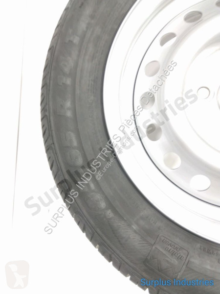 قطع غيار الآليات الثقيلة  LARIMAR 700