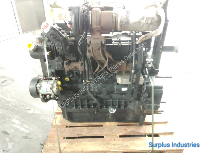 قطع غيار الآليات الثقيلة Deutz-Fahr AGROTRON...