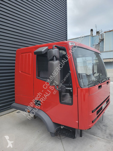 Pezzi di ricambio per mezzi pesanti Iveco...